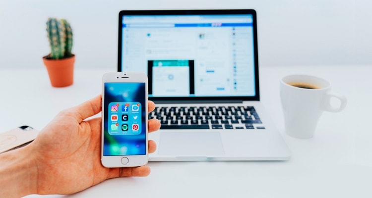 Comunicazione sui social