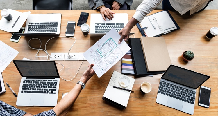 Comunicare online: strategie di marketing - IMPRIMIS